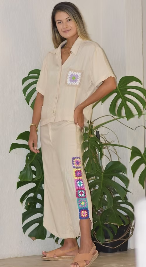 Calça Pantacourt Bege SunFlowers